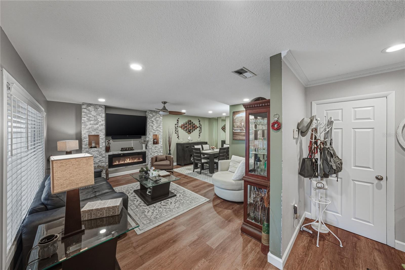 Image 13 of 61 For 405 Lake Ned Road