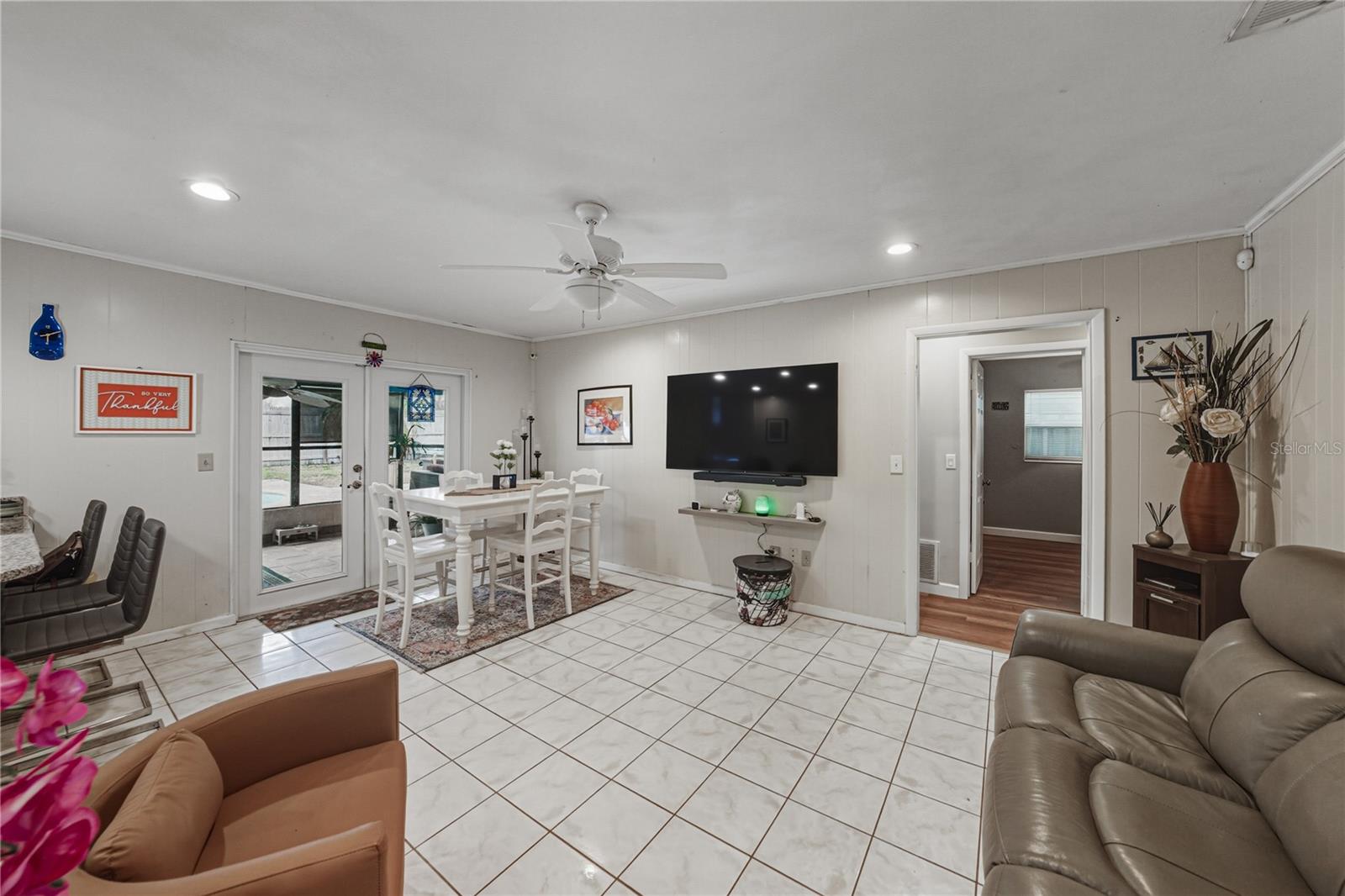 Image 21 of 61 For 405 Lake Ned Road