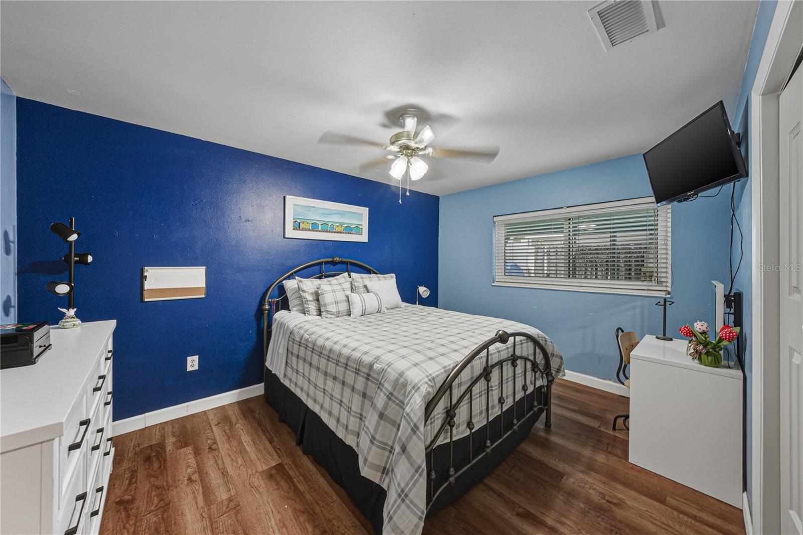 Image 51 of 61 For 405 Lake Ned Road