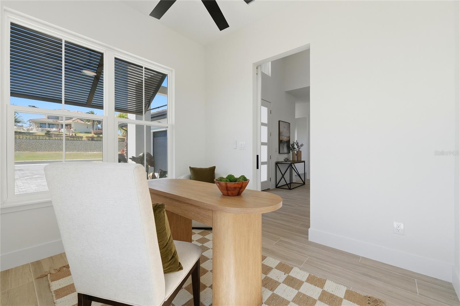 Image 18 of 92 For 336 Caladium Avenue