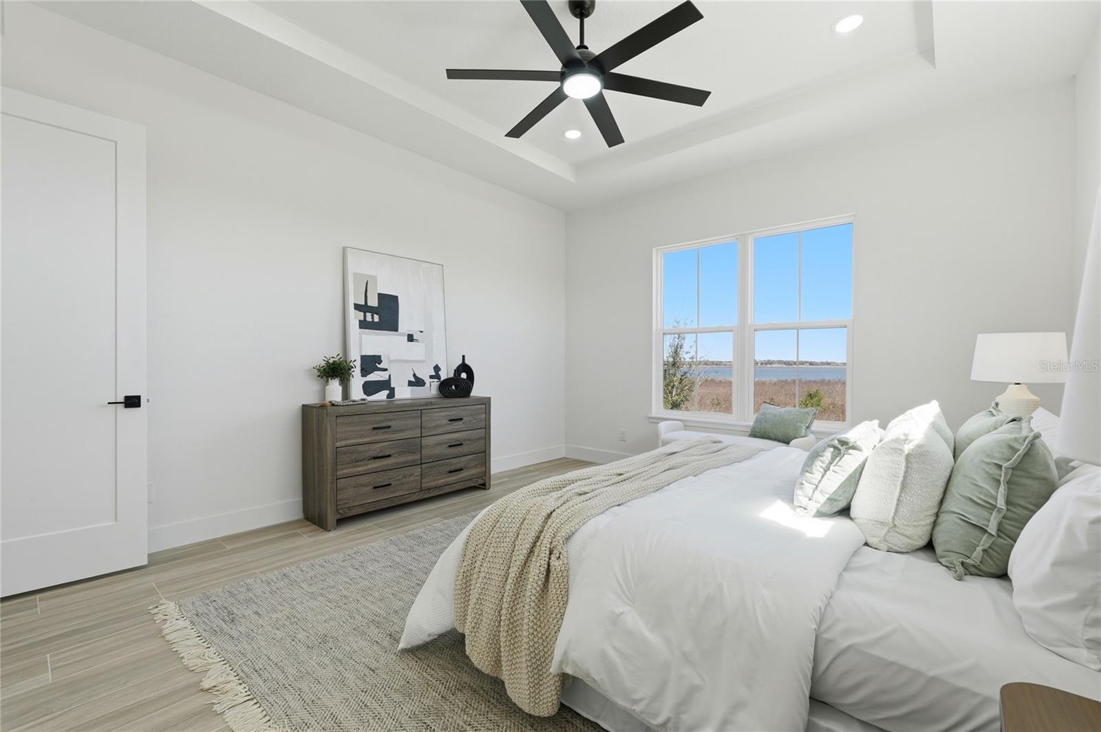 Image 22 of 92 For 336 Caladium Avenue