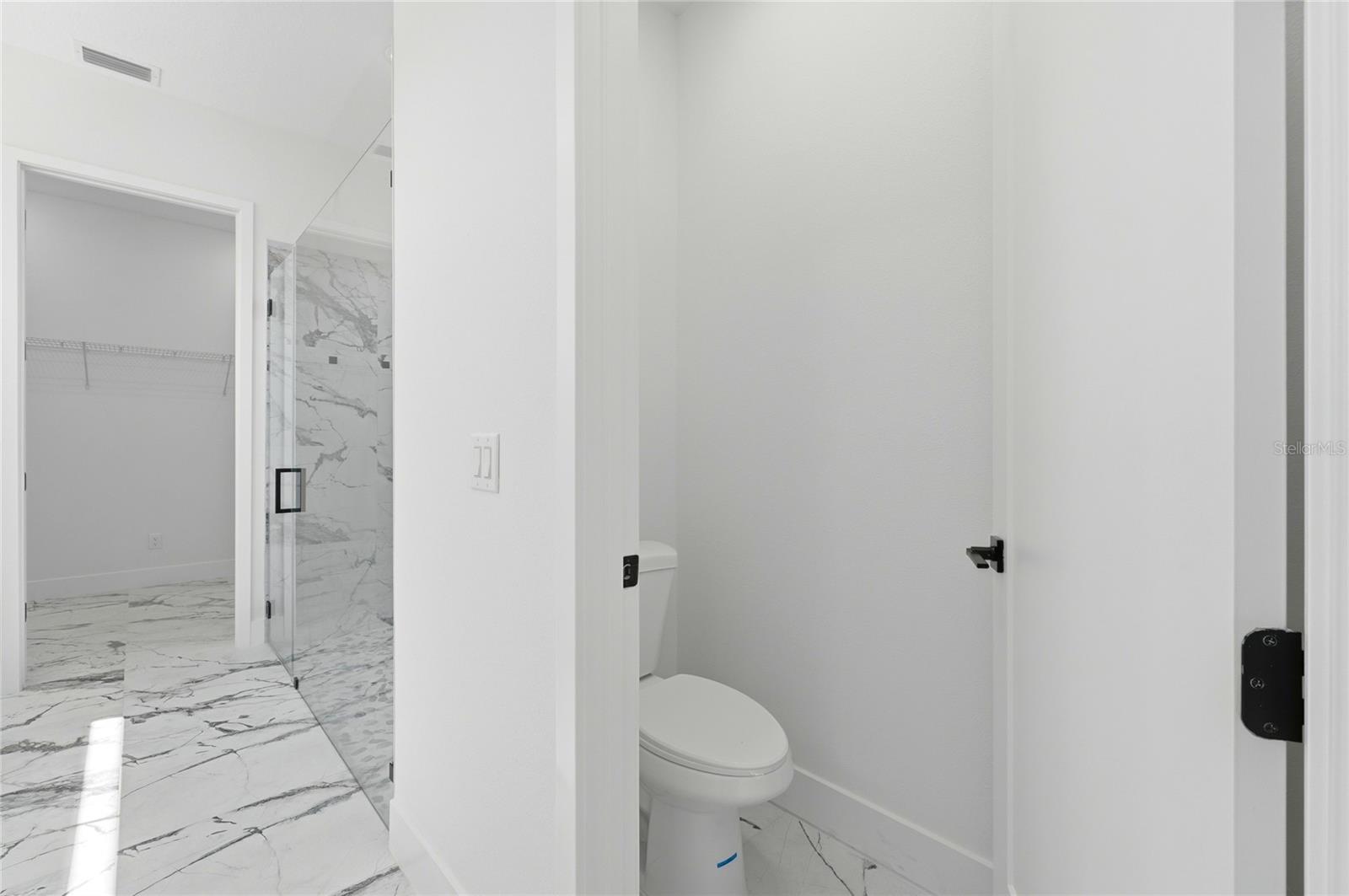 Image 27 of 92 For 336 Caladium Avenue