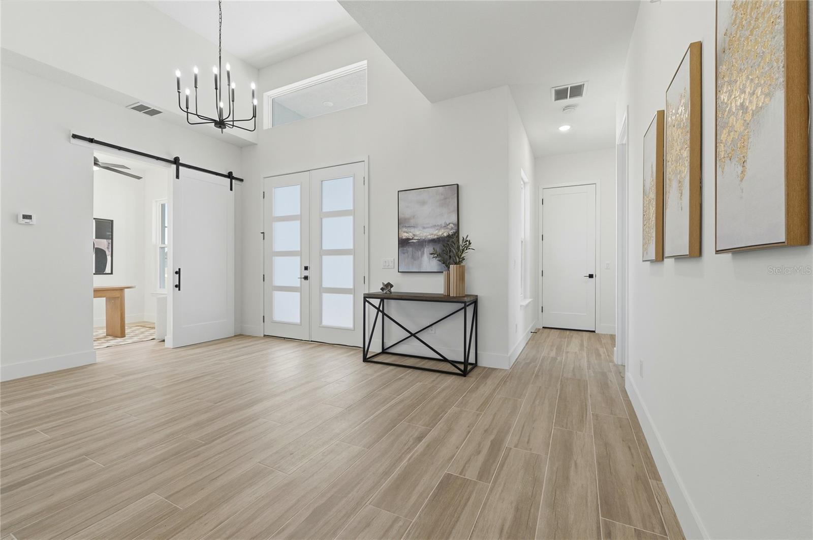 Image 3 of 92 For 336 Caladium Avenue