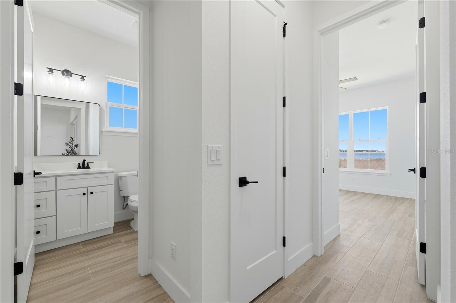 Image 32 of 92 For 336 Caladium Avenue