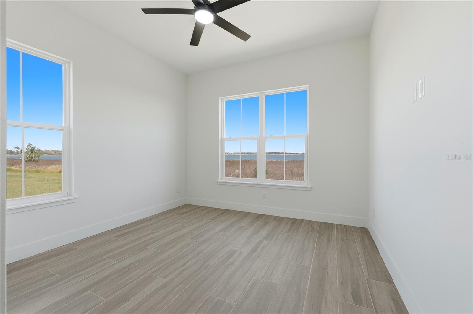 Image 34 of 92 For 336 Caladium Avenue