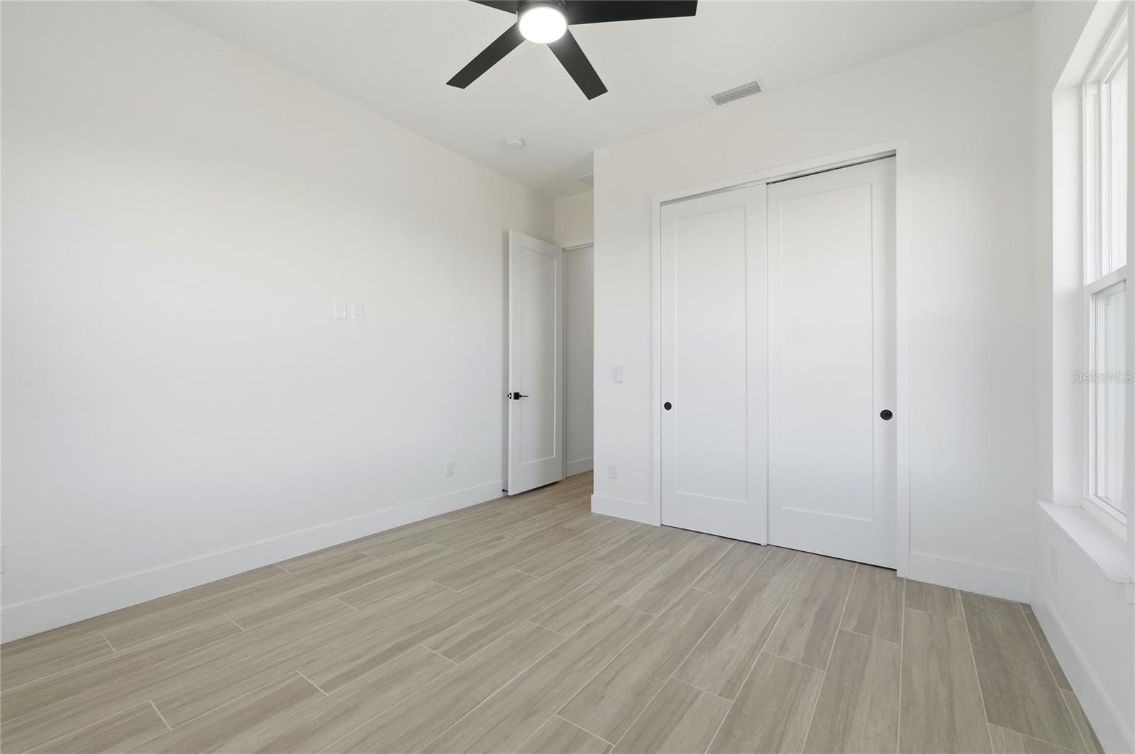 Image 36 of 92 For 336 Caladium Avenue