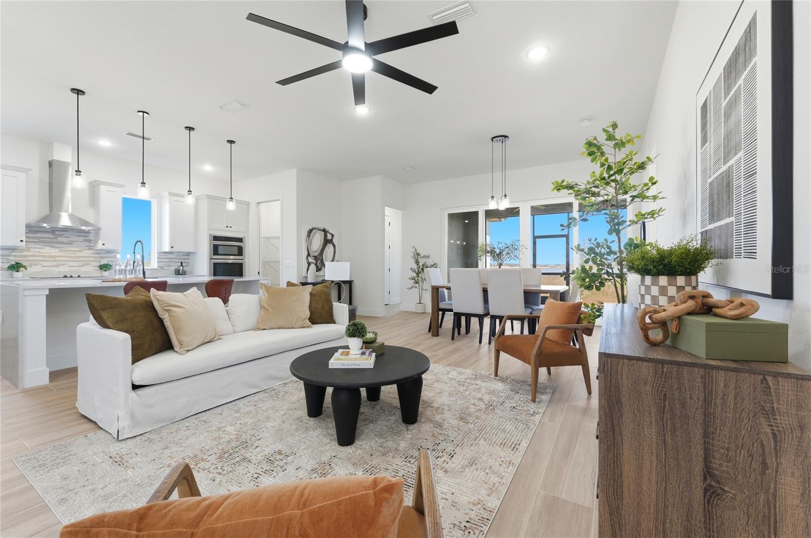 Image 4 of 92 For 336 Caladium Avenue