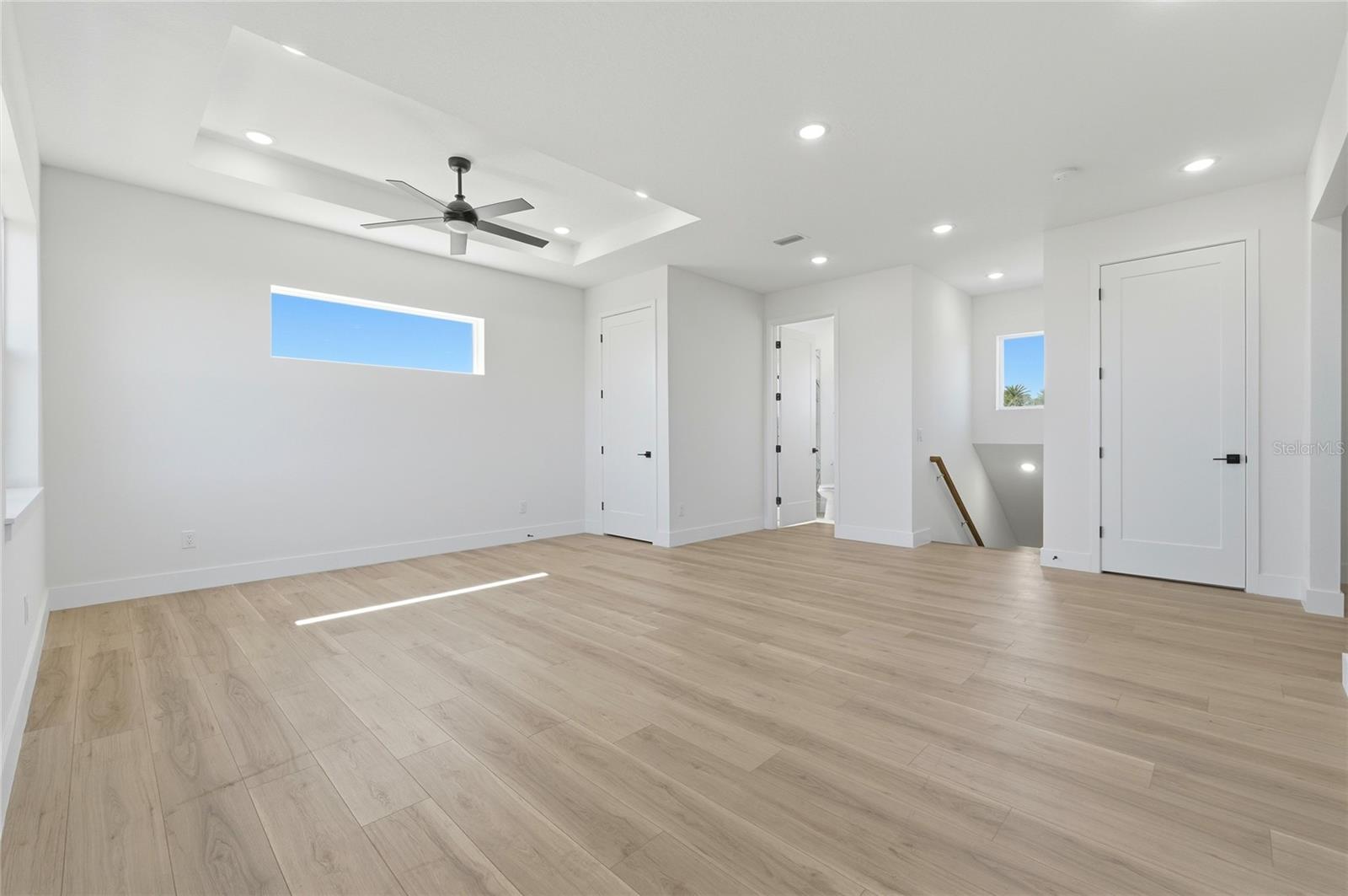 Image 45 of 92 For 336 Caladium Avenue