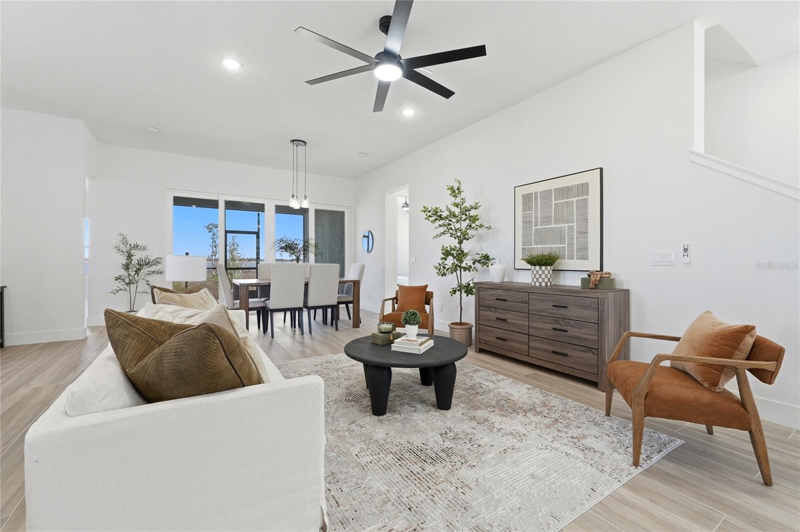 Image 6 of 92 For 336 Caladium Avenue