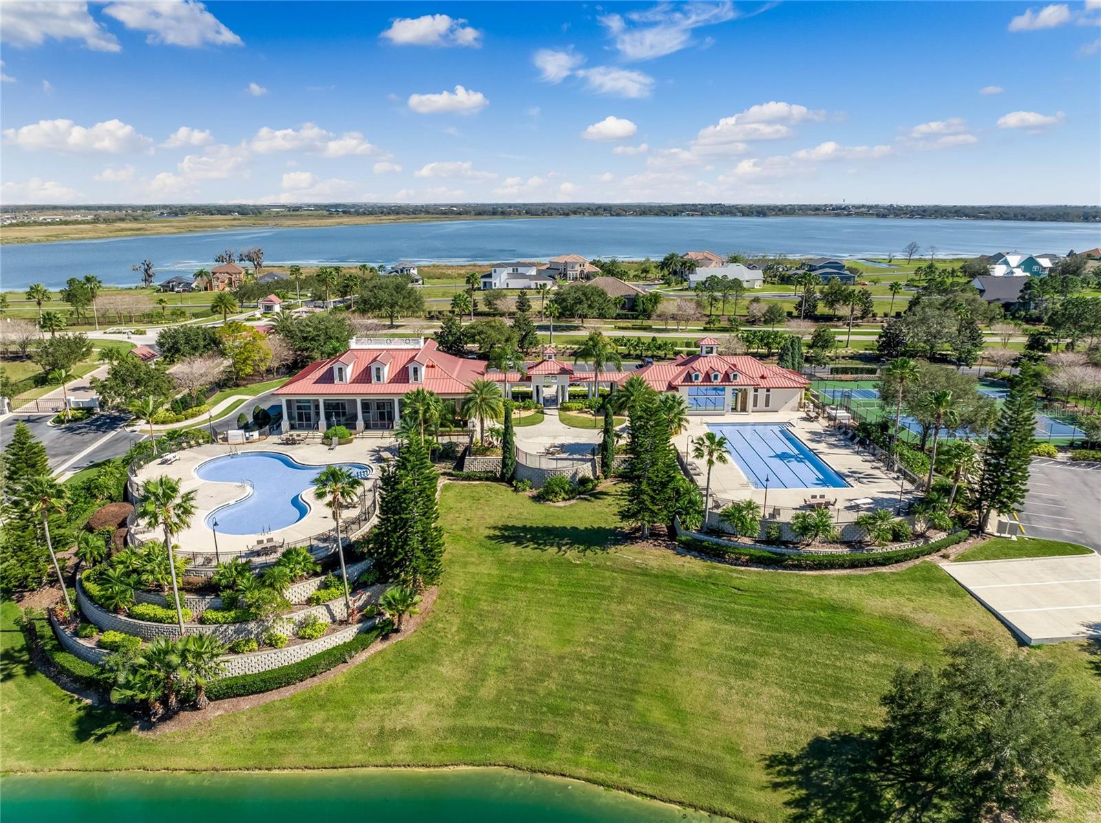 Image 65 of 92 For 336 Caladium Avenue