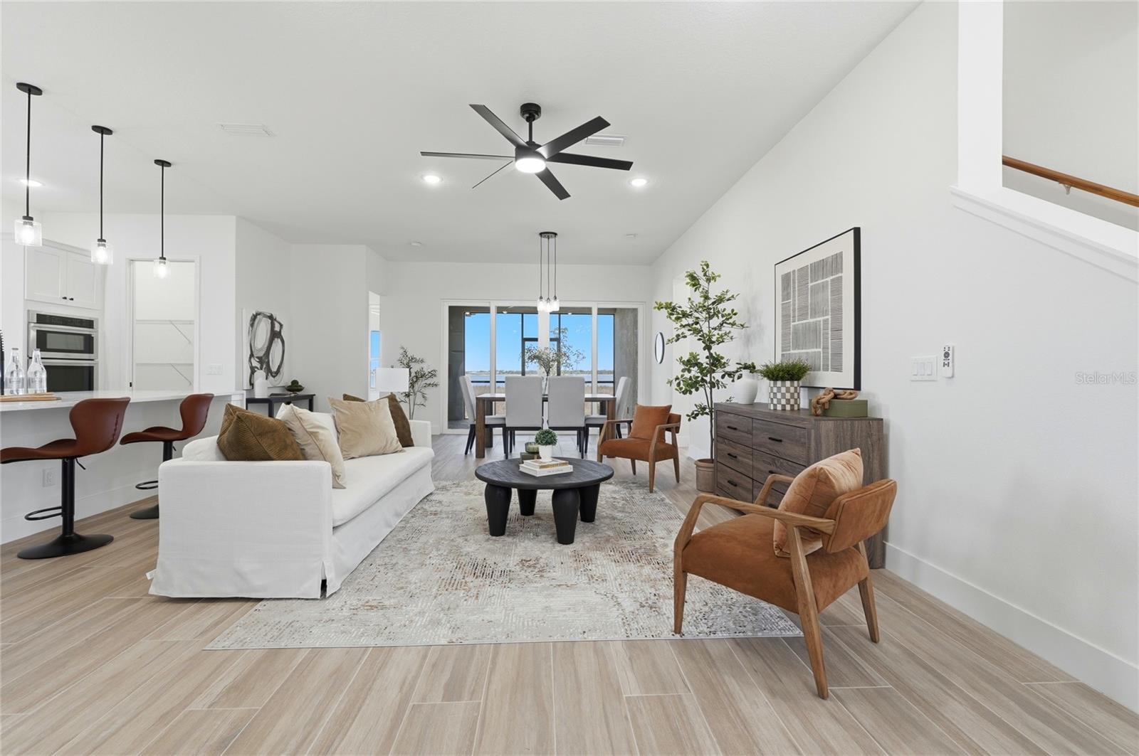 Image 7 of 92 For 336 Caladium Avenue