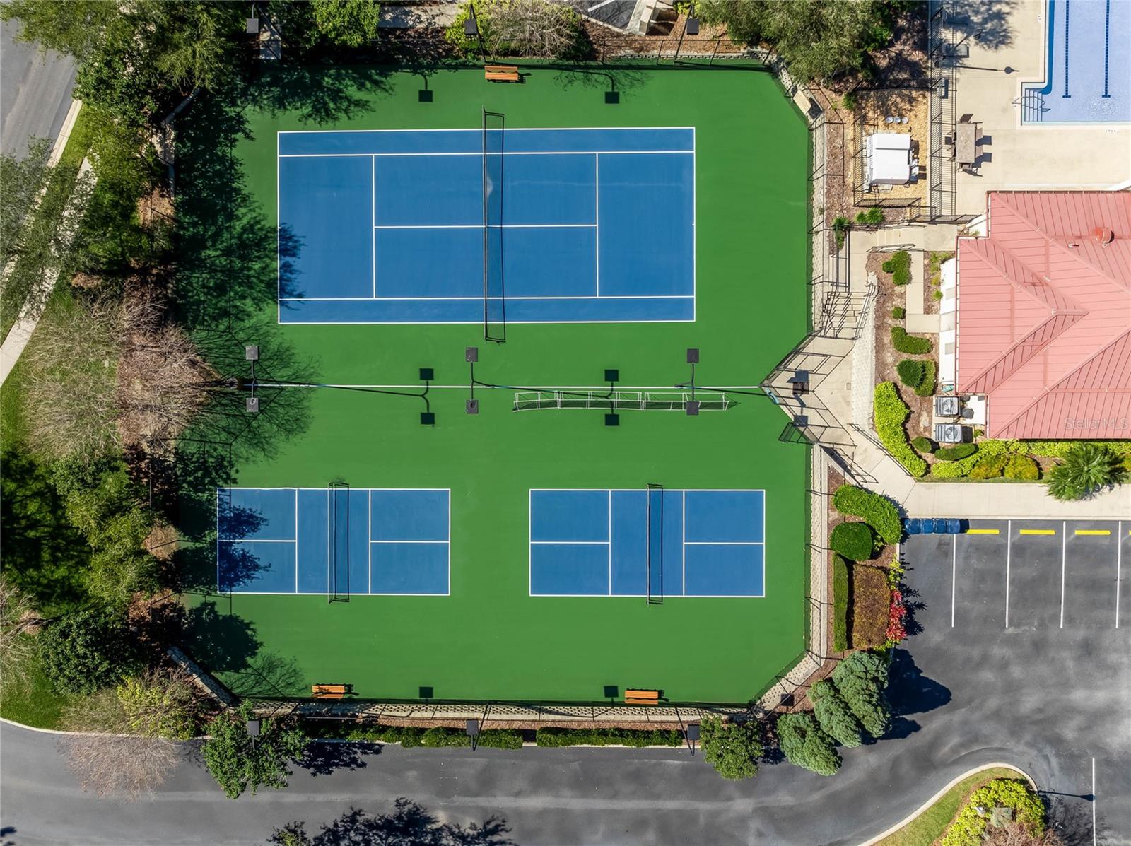 Image 76 of 92 For 336 Caladium Avenue