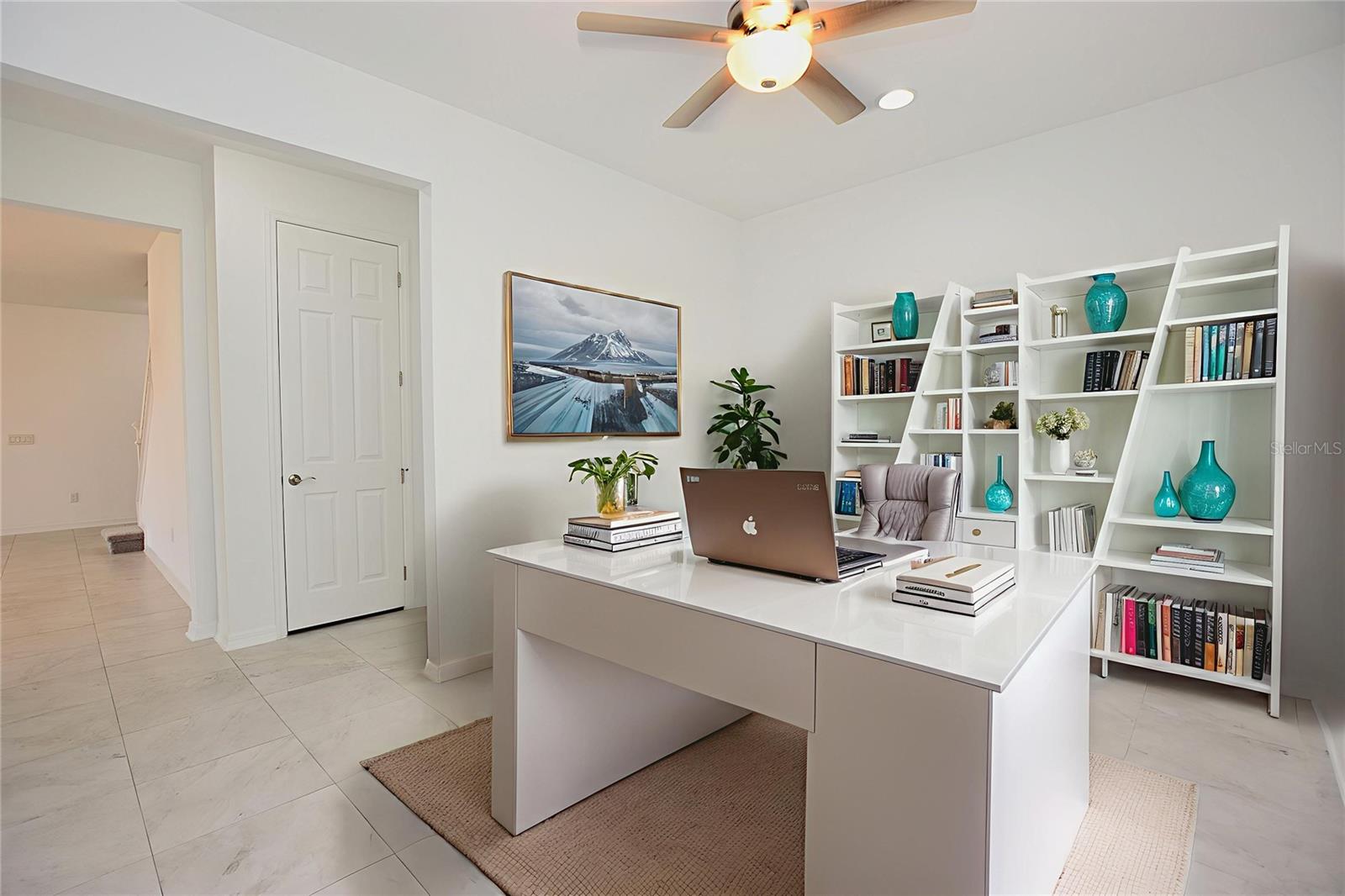 Image 37 of 76 For 3953 Aquilla Drive