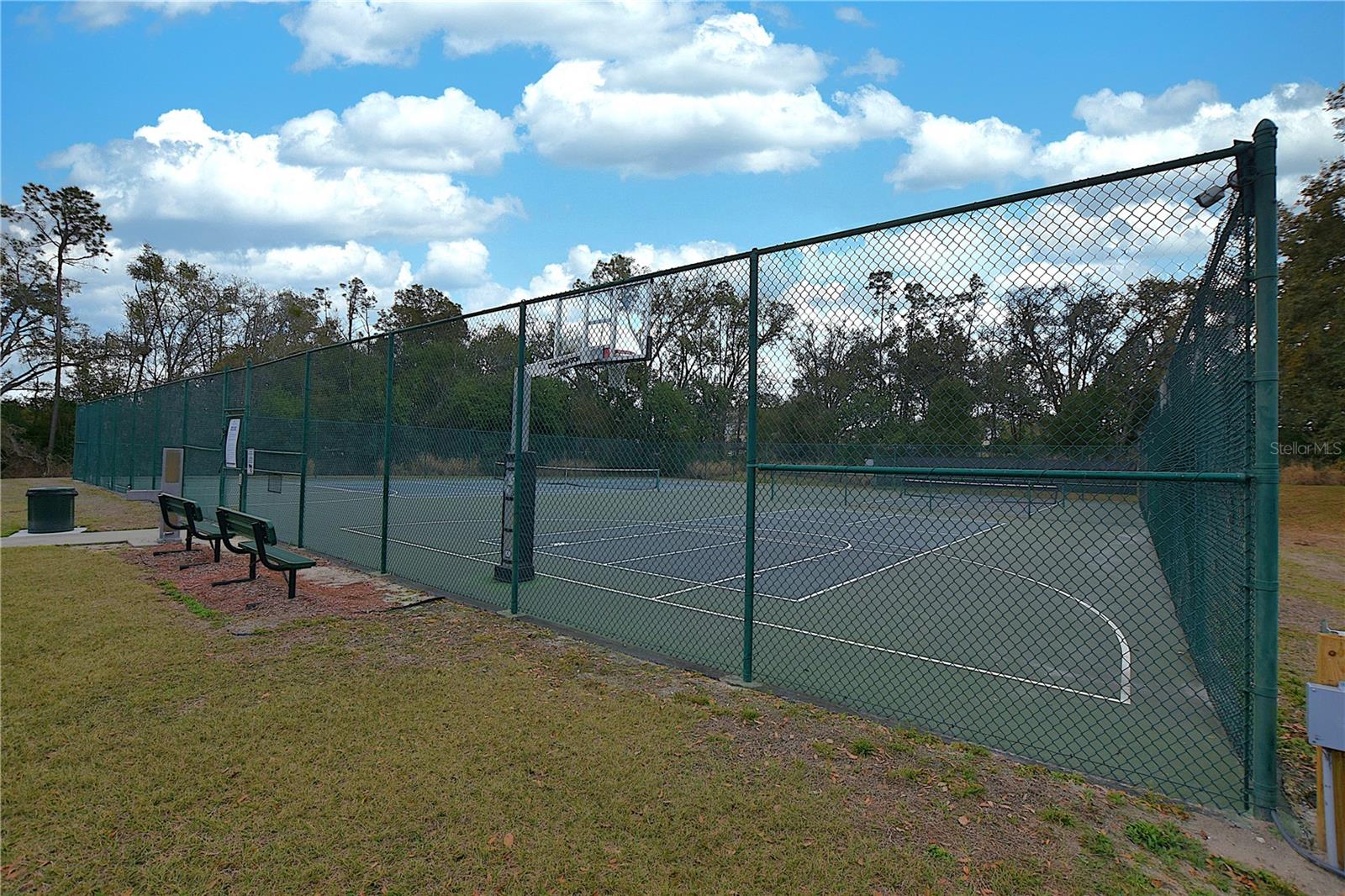 Image 63 of 76 For 3953 Aquilla Drive