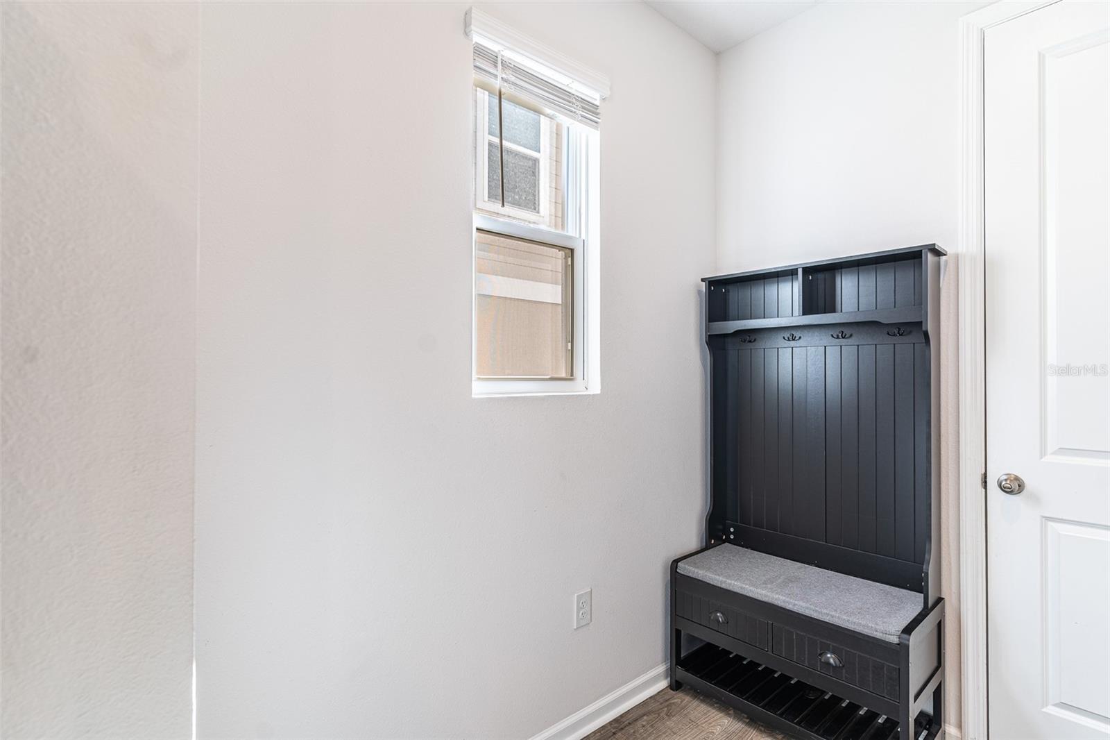 Image 11 of 40 For 1123 Sugarwood Street