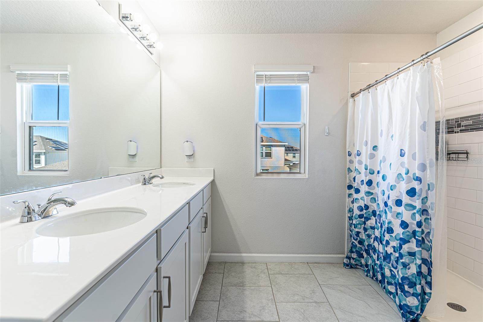 Image 15 of 40 For 1123 Sugarwood Street