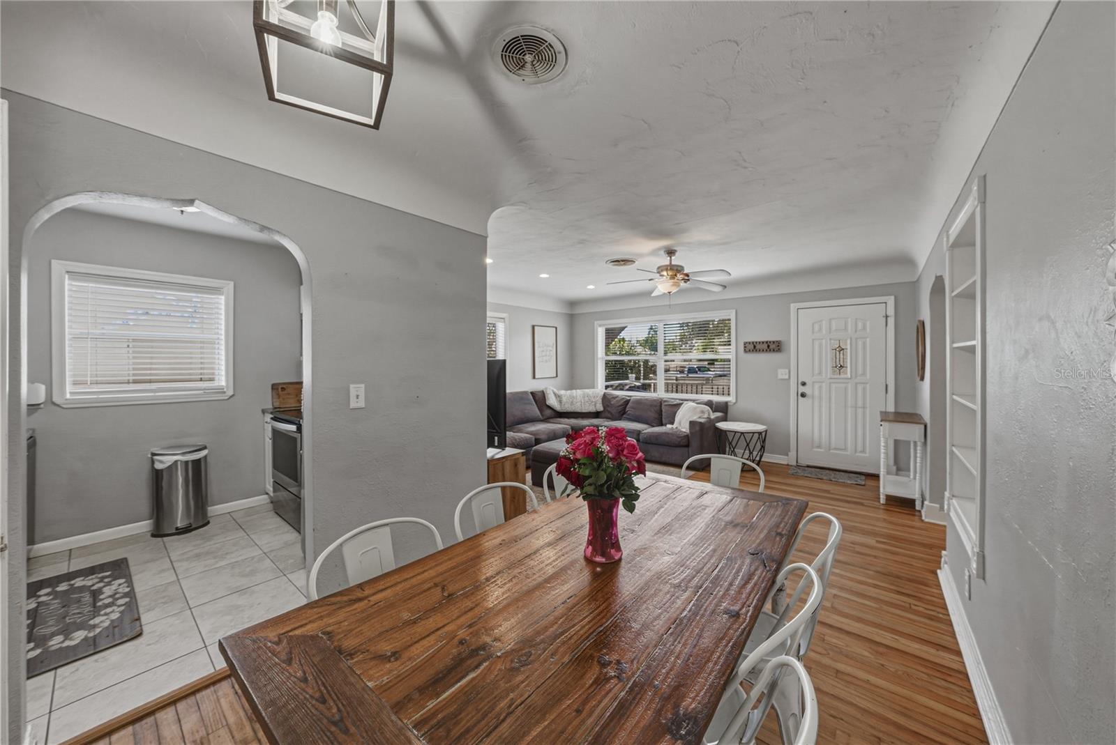 Image 6 of 31 For 2813 59th Avenue N