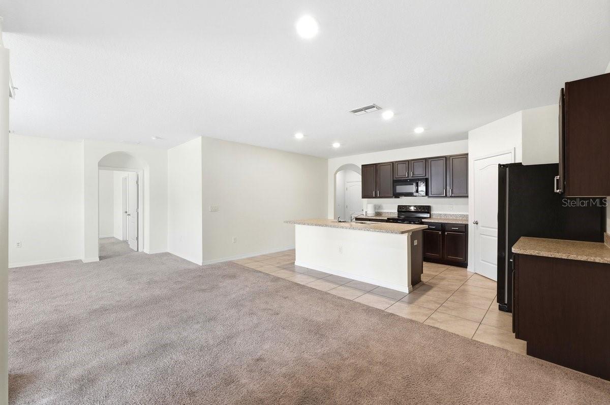 Image 5 of 29 For 920 Summer Glen Drive