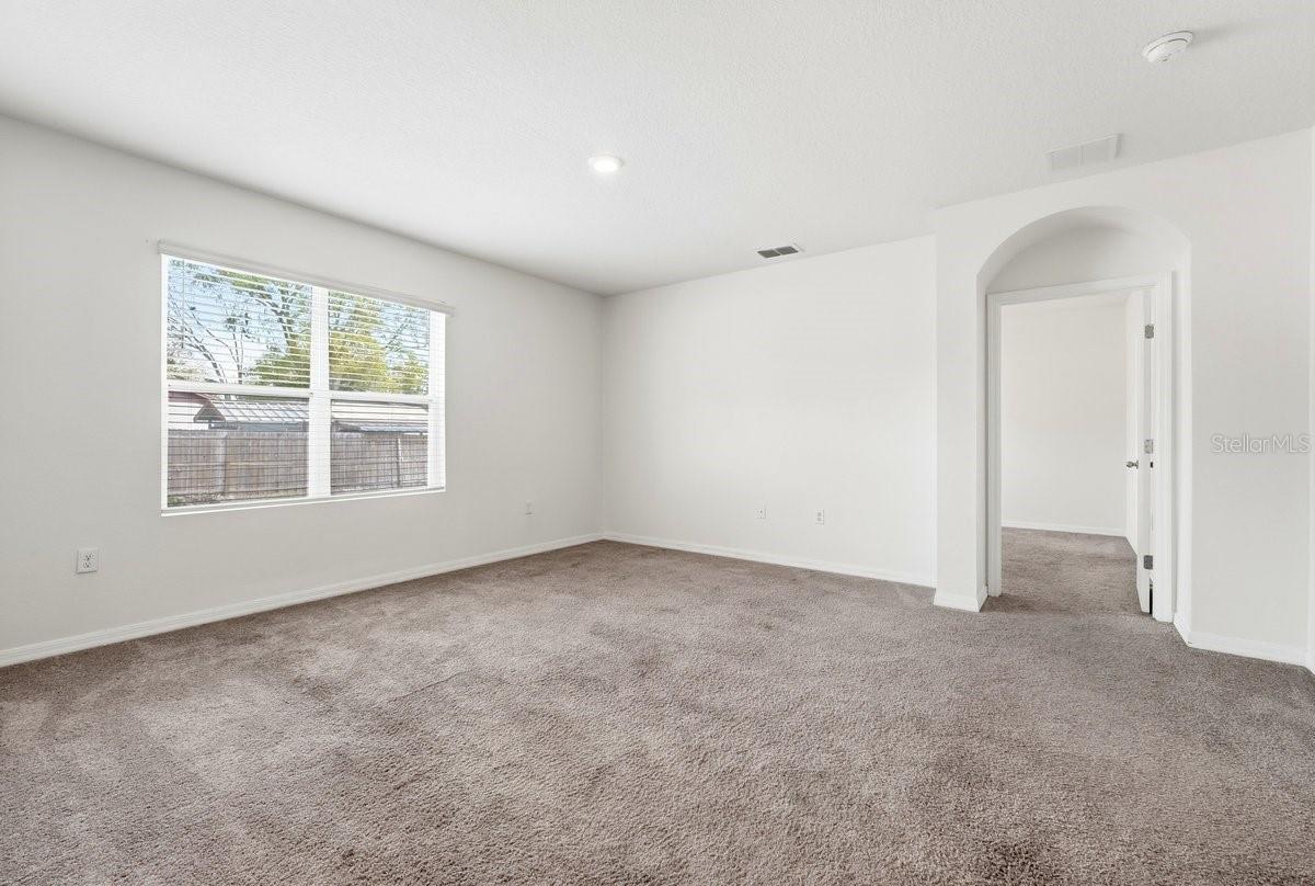 Image 9 of 29 For 920 Summer Glen Drive