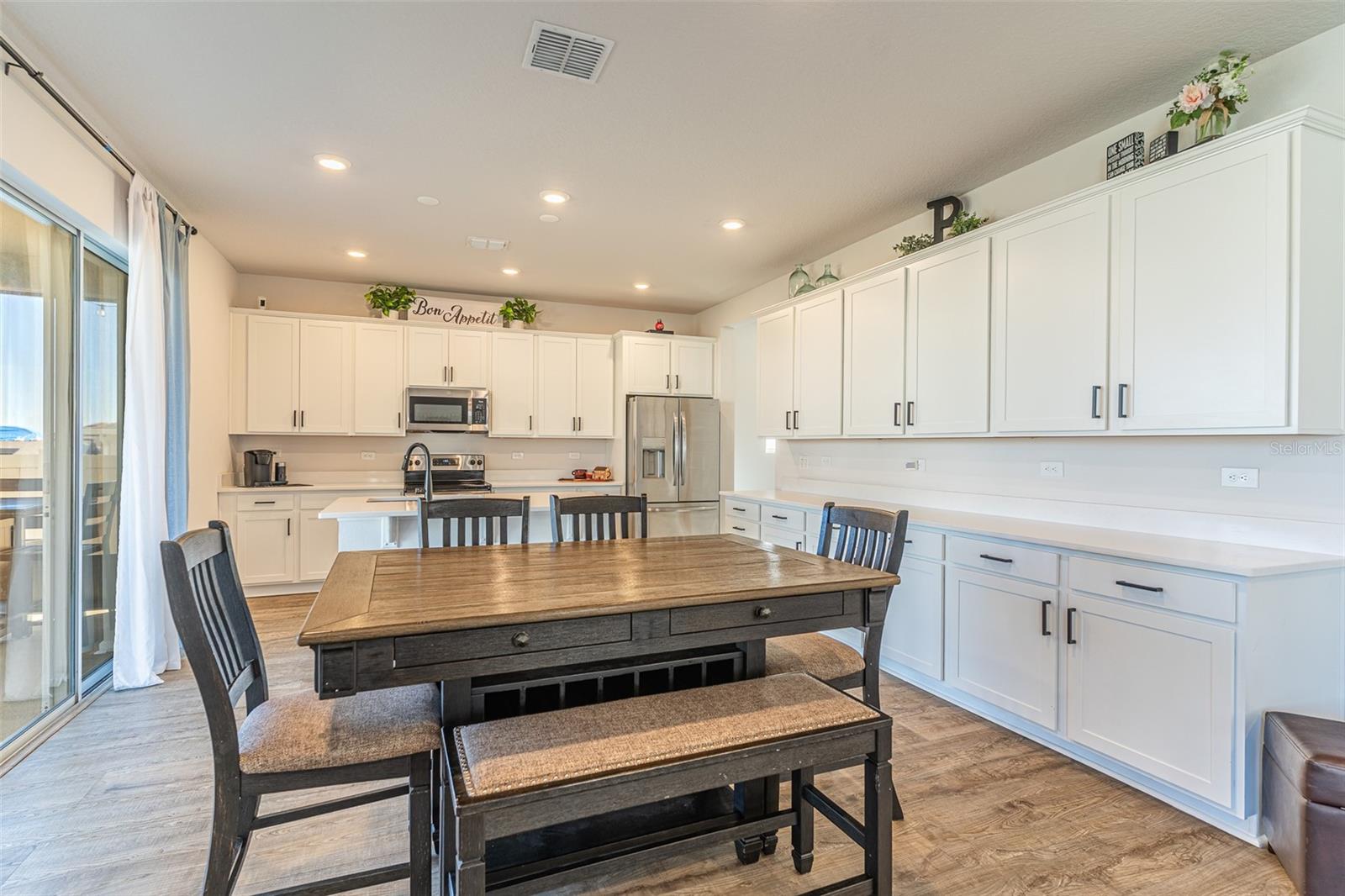 Image 5 of 39 For 1123 Sugarwood Street