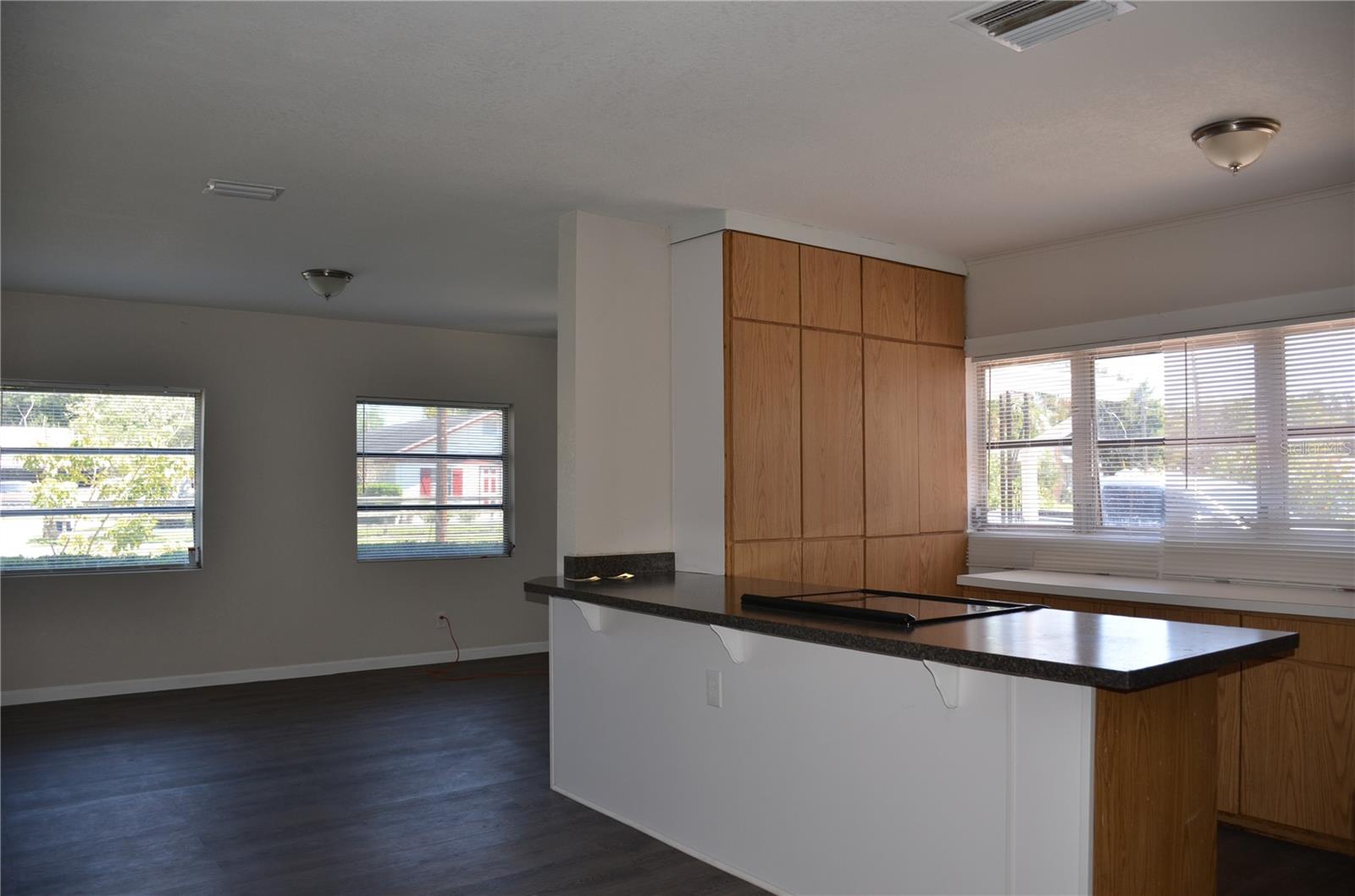 Image 6 of 12 For 132 Mckean Street A