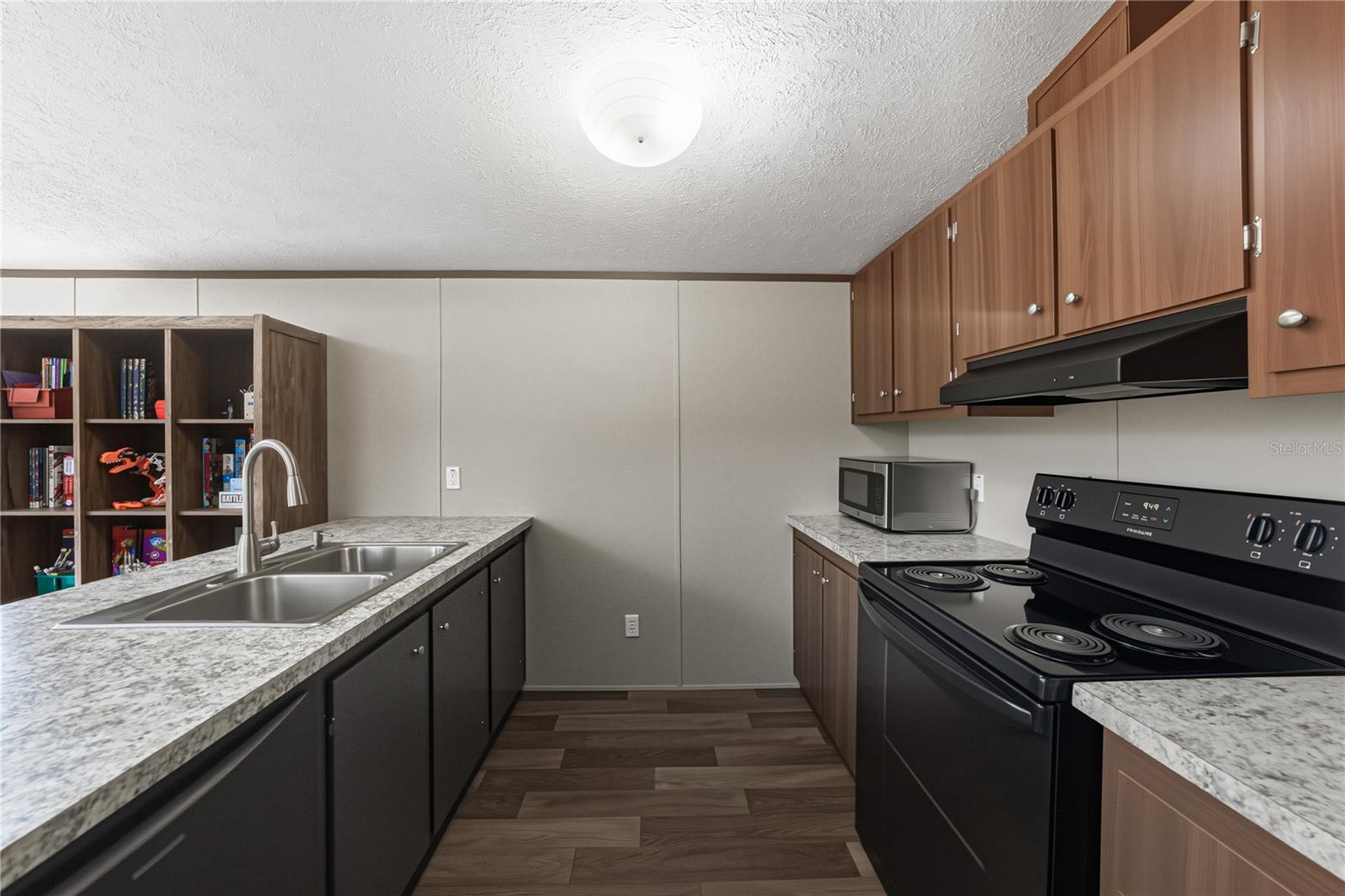 Image 20 of 59 For 4553 Cedar Hammock Street