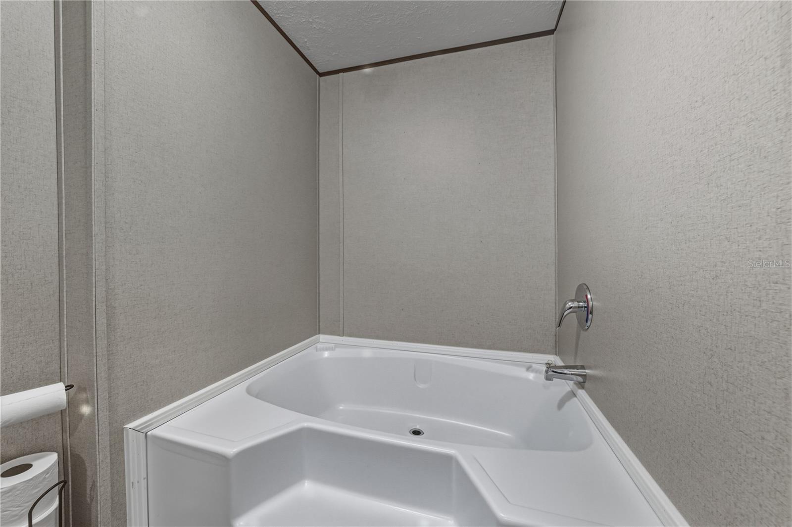 Image 35 of 59 For 4553 Cedar Hammock Street