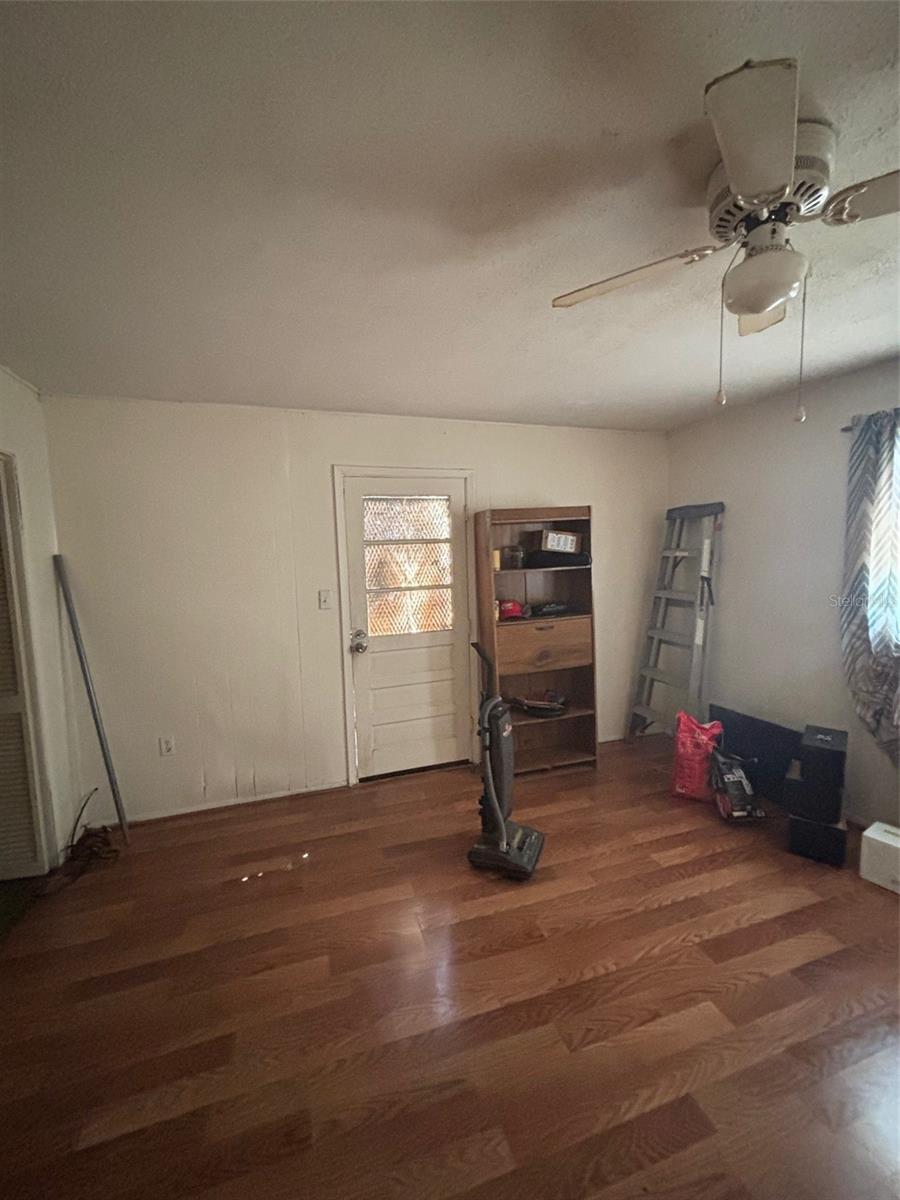 Image 12 of 24 For 216 Belmar Street