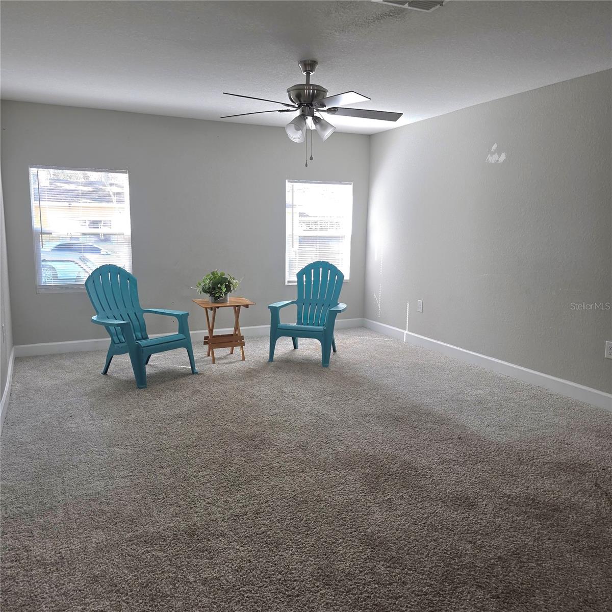 Image 6 of 23 For 416 Broadway Street