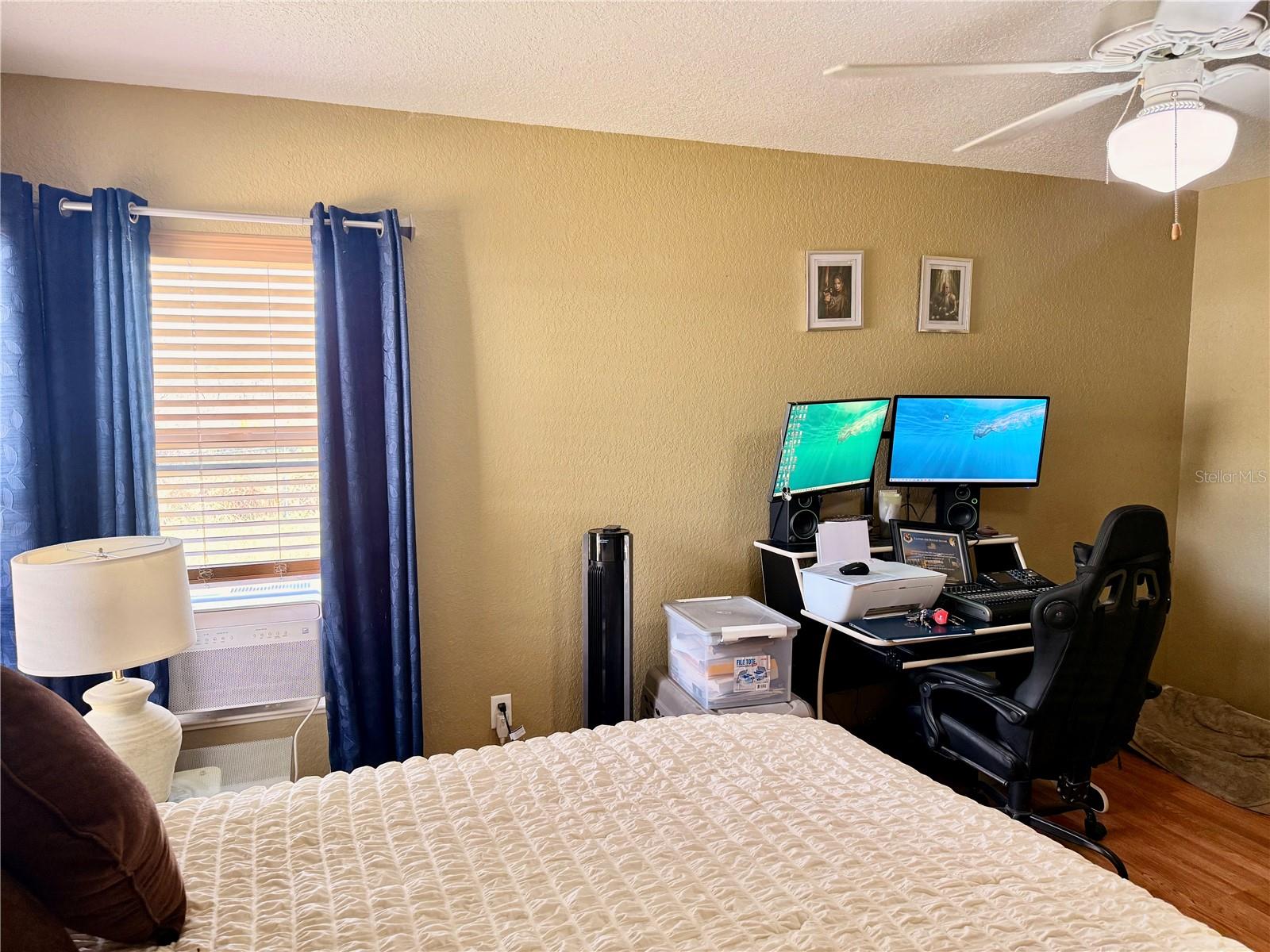 Image 17 of 39 For 478 Humphrey Avenue