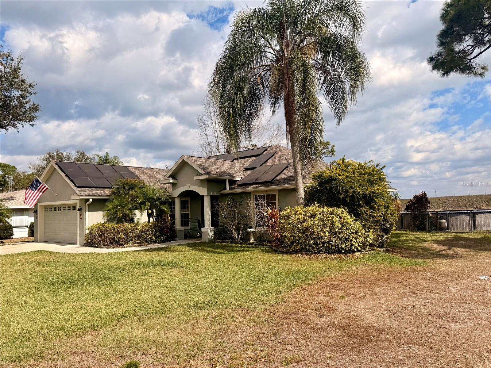 Image 2 of 39 For 478 Humphrey Avenue