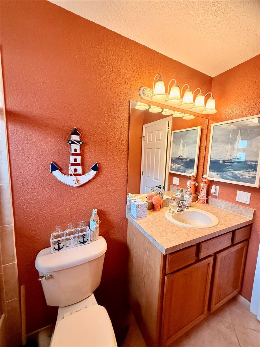 Image 23 of 39 For 478 Humphrey Avenue