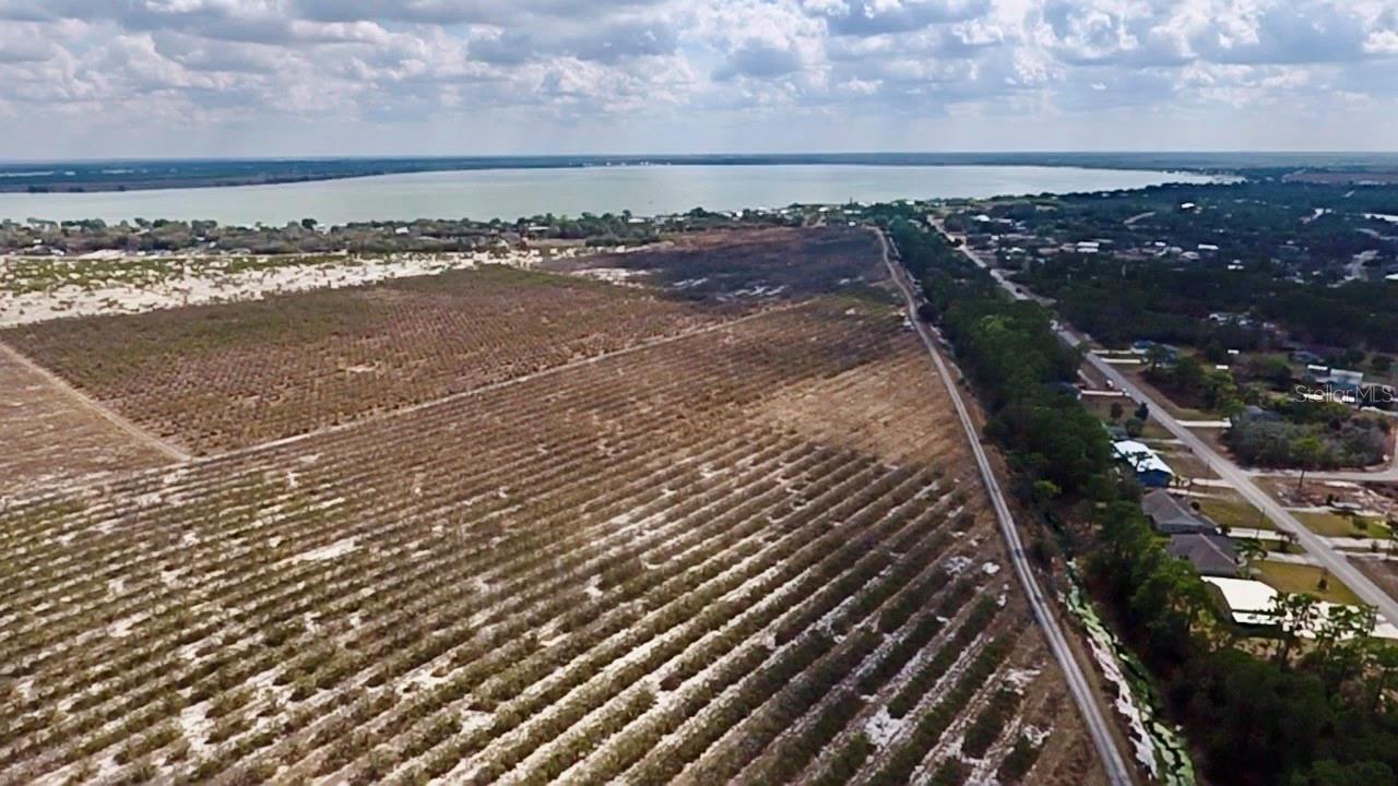 Image 33 of 39 For 478 Humphrey Avenue