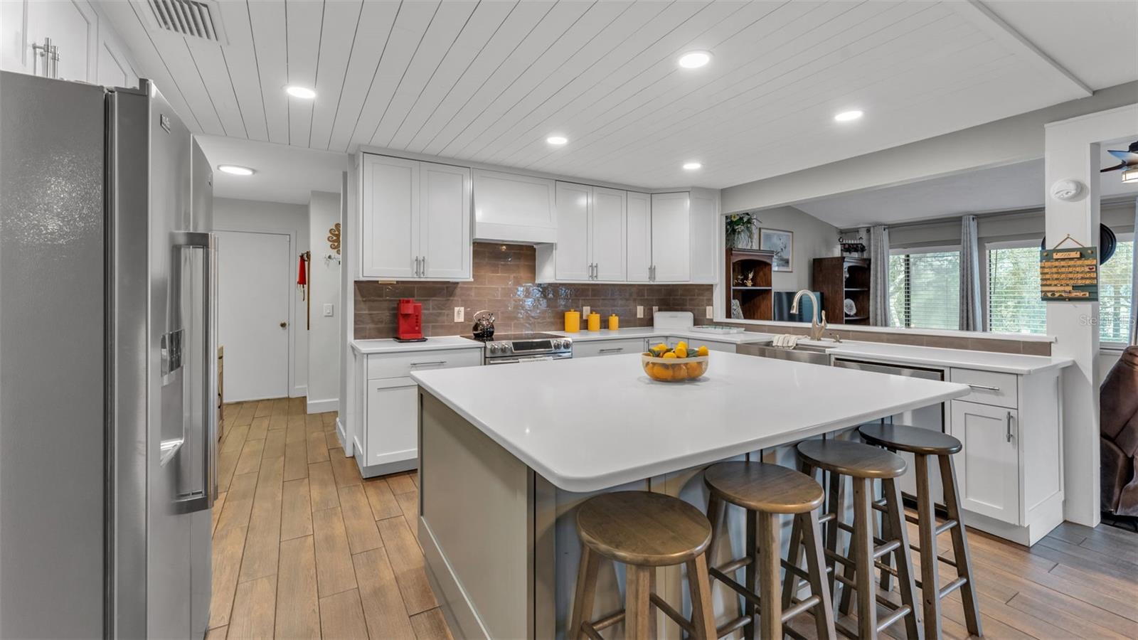 Image 13 of 75 For 64 Pine Forest Drive