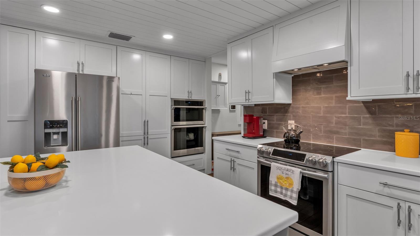 Image 17 of 75 For 64 Pine Forest Drive