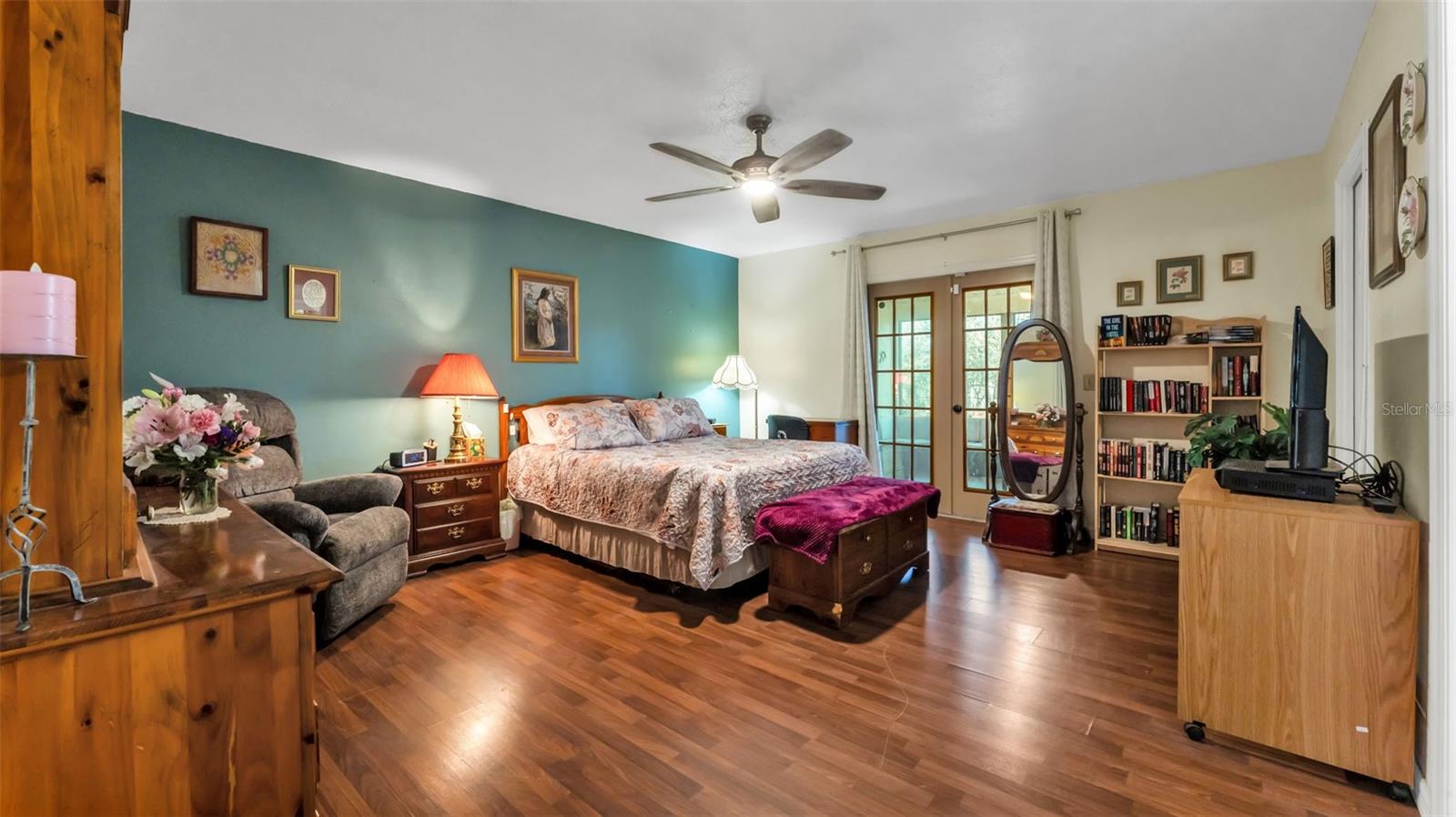 Image 31 of 75 For 64 Pine Forest Drive