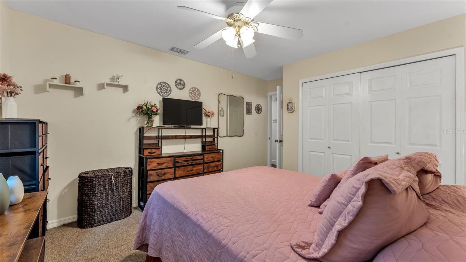 Image 38 of 75 For 64 Pine Forest Drive