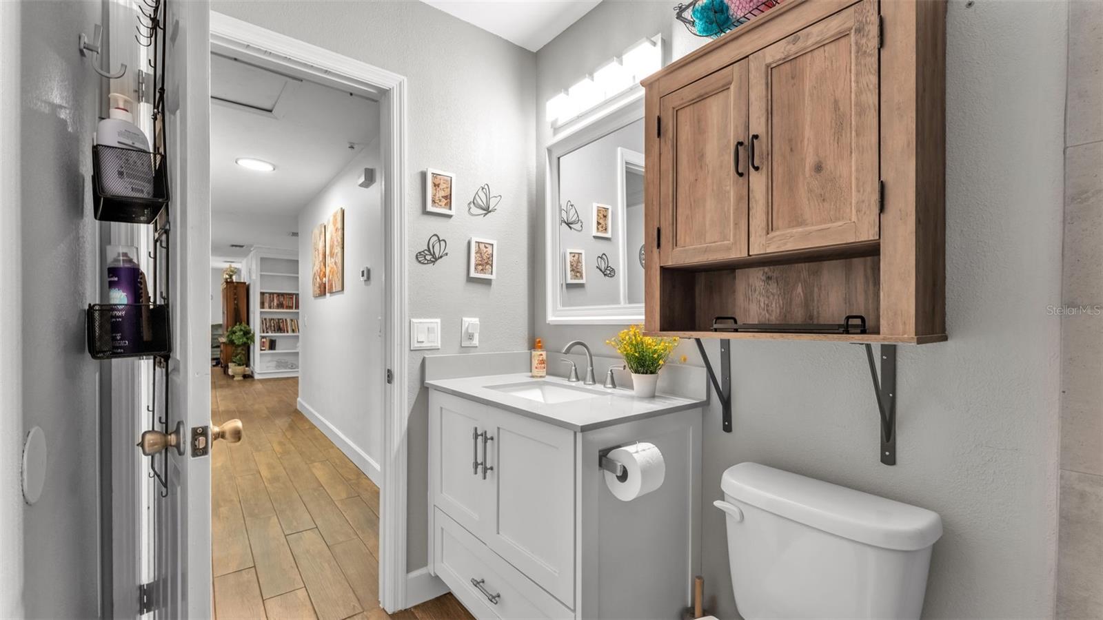 Image 43 of 75 For 64 Pine Forest Drive