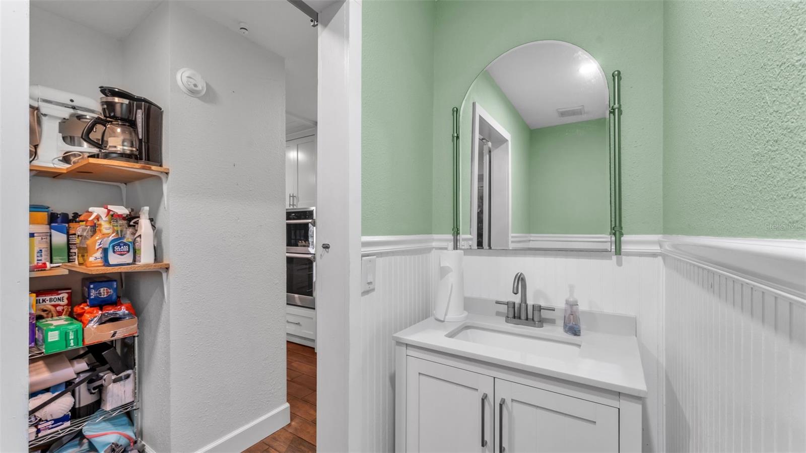 Image 44 of 75 For 64 Pine Forest Drive