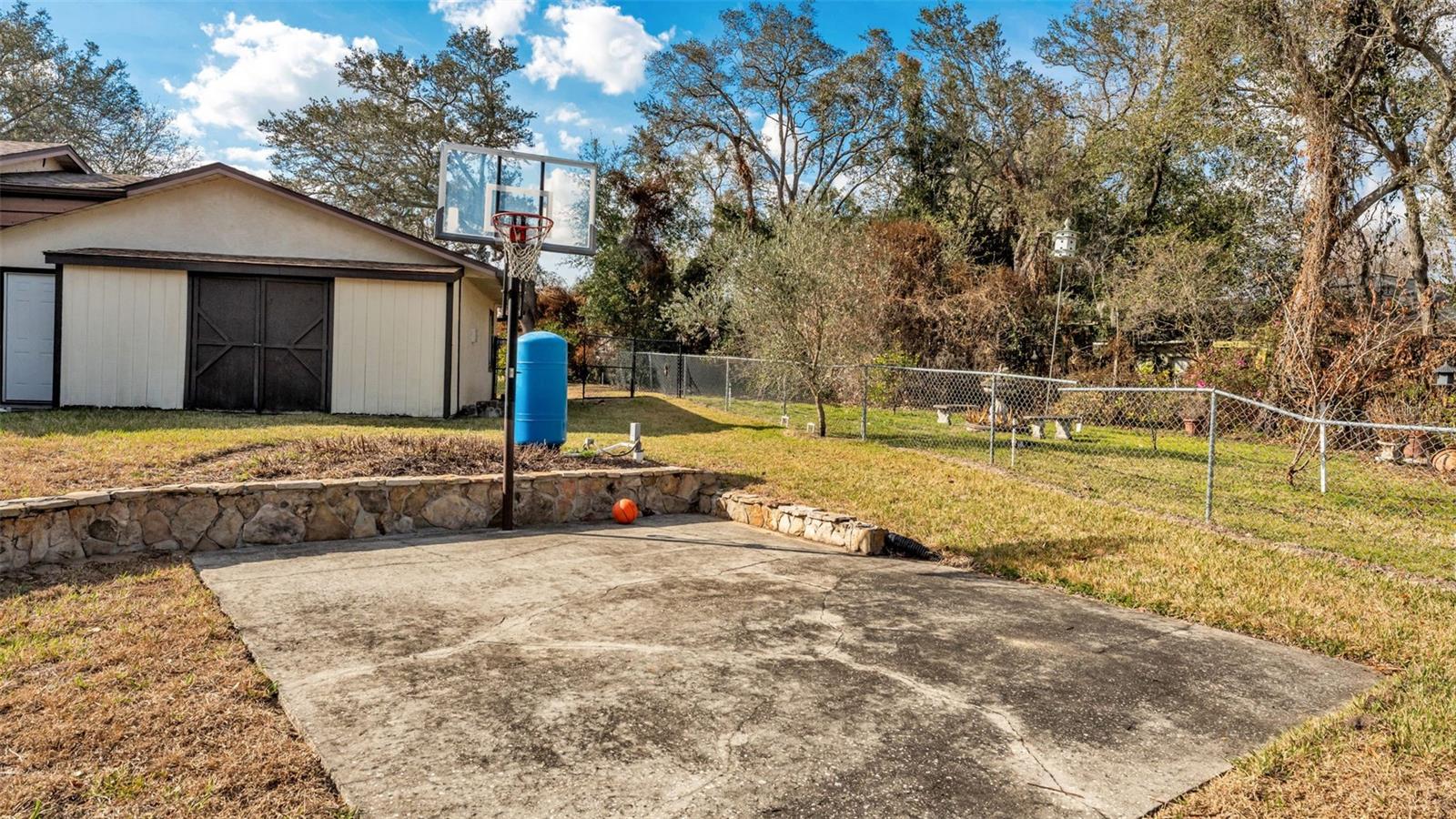 Image 52 of 75 For 64 Pine Forest Drive