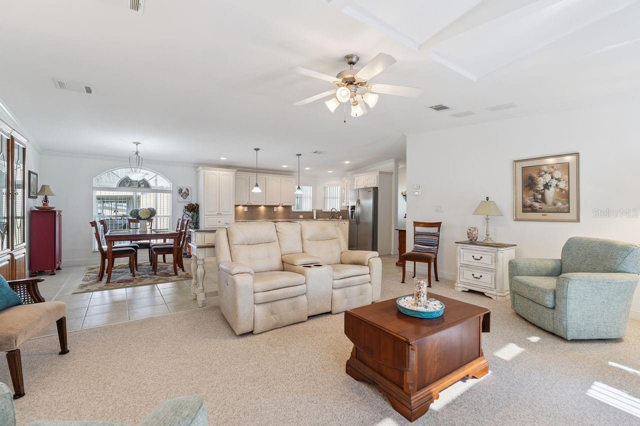 Image 11 of 38 For 6636 Westchester Drive Ne