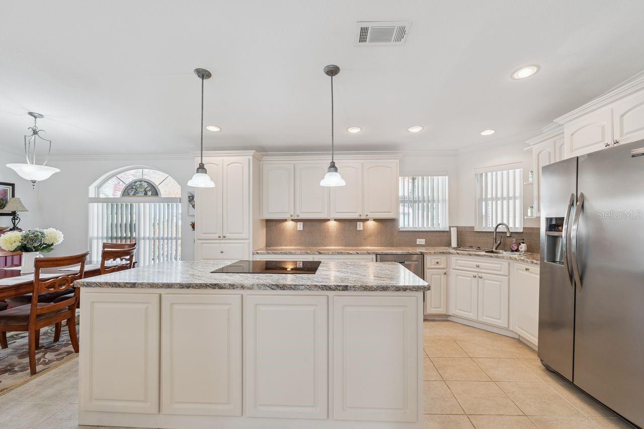 Image 16 of 38 For 6636 Westchester Drive Ne