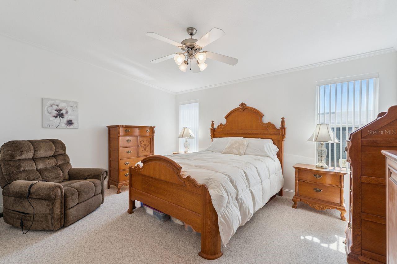 Image 19 of 38 For 6636 Westchester Drive Ne