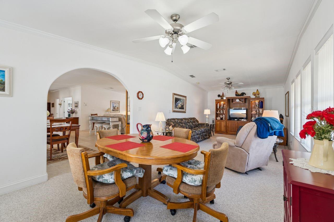 Image 8 of 38 For 6636 Westchester Drive Ne