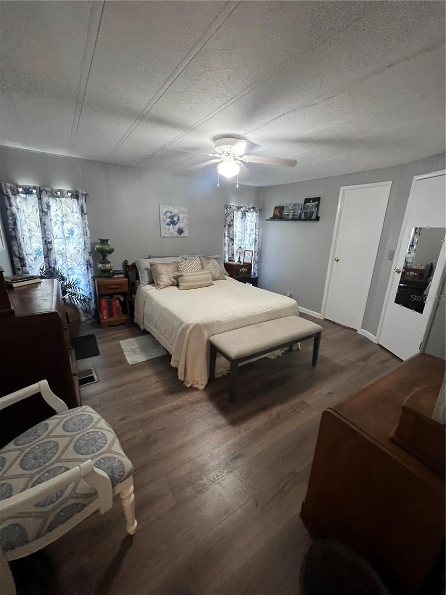 Image 11 of 14 For 2055 Floral Avenue 116