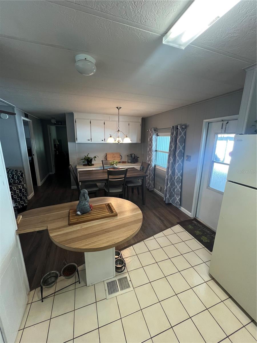 Image 8 of 14 For 2055 Floral Avenue 116