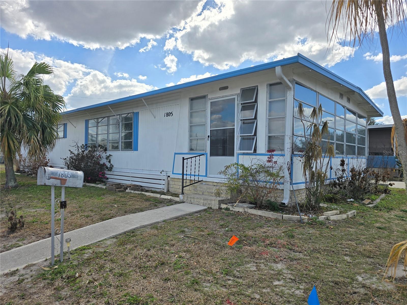 Details for 1805 Blue Lake Drive, LAKELAND, FL 33801