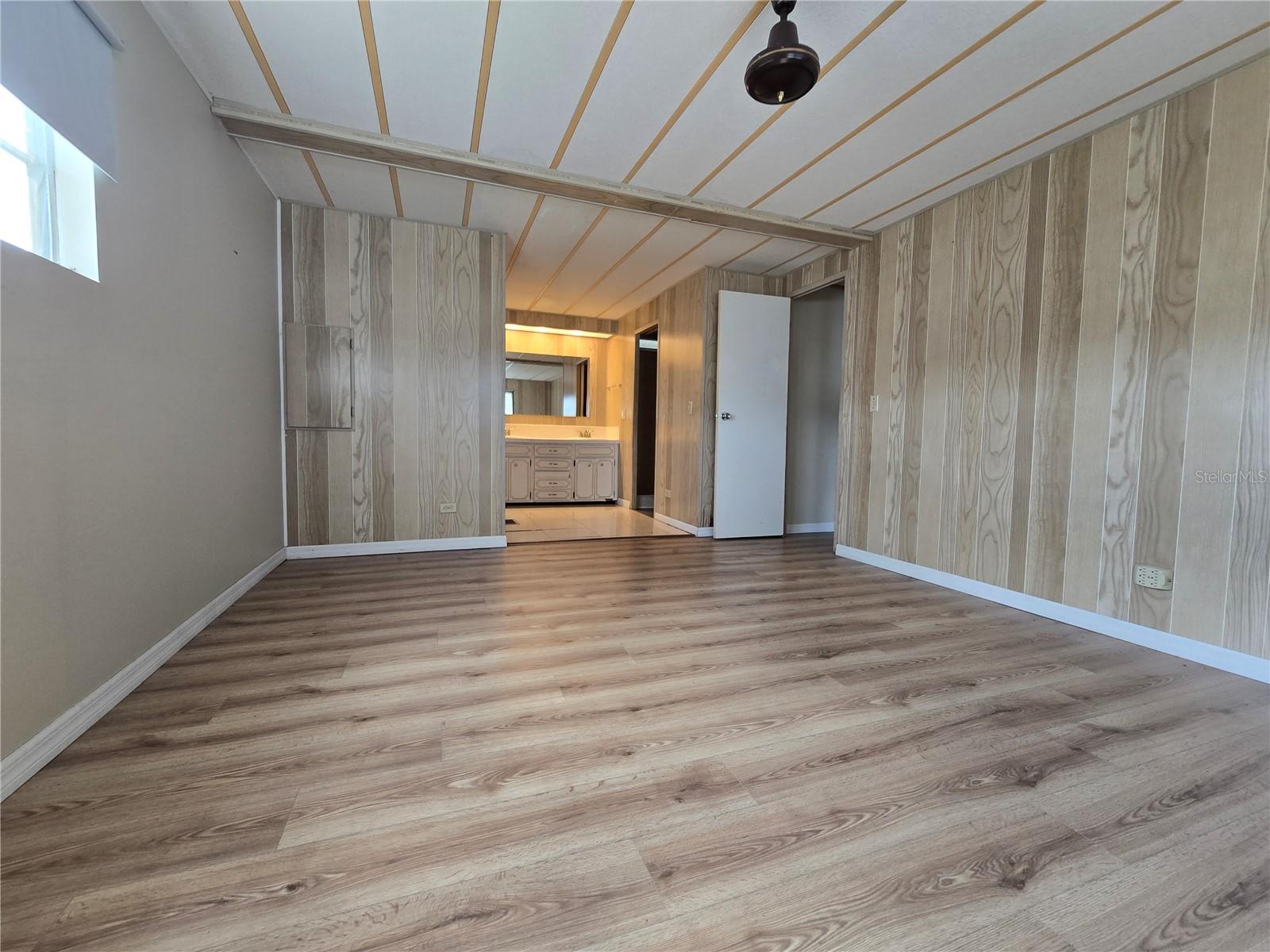 Image 11 of 18 For 1805 Blue Lake Drive