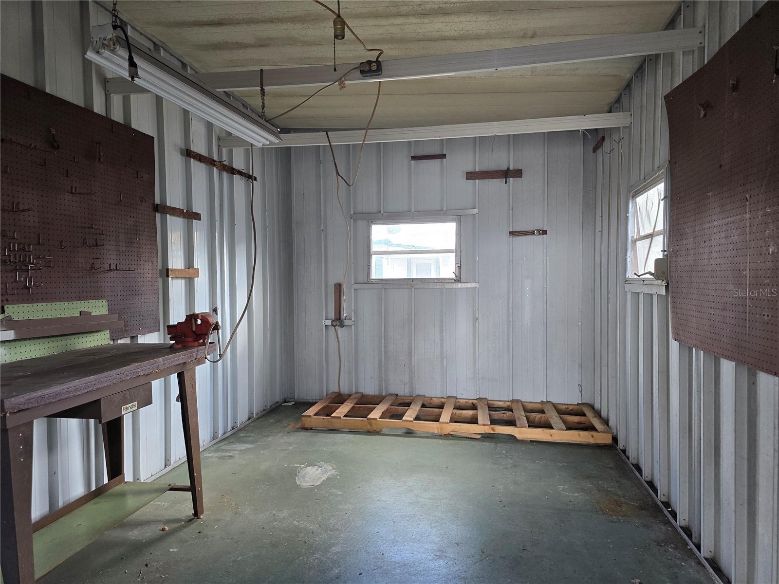 Image 18 of 18 For 1805 Blue Lake Drive