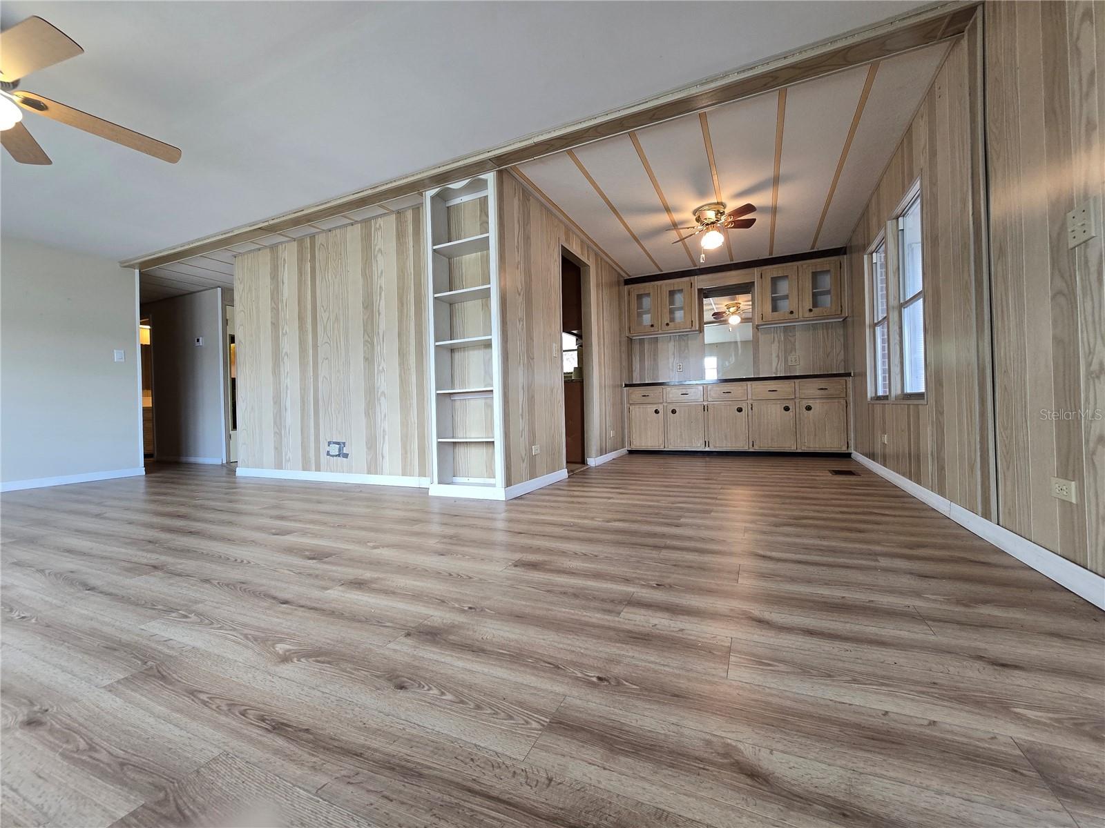 Image 6 of 18 For 1805 Blue Lake Drive